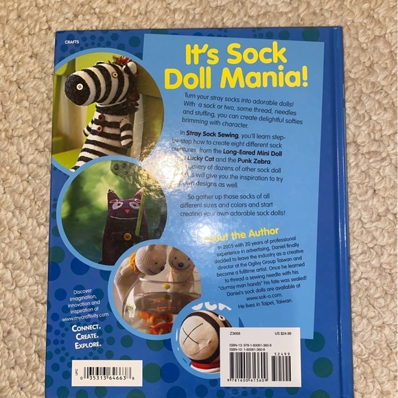 Baby Crochet Sock Sewing Book Set - Picture 4 of 4